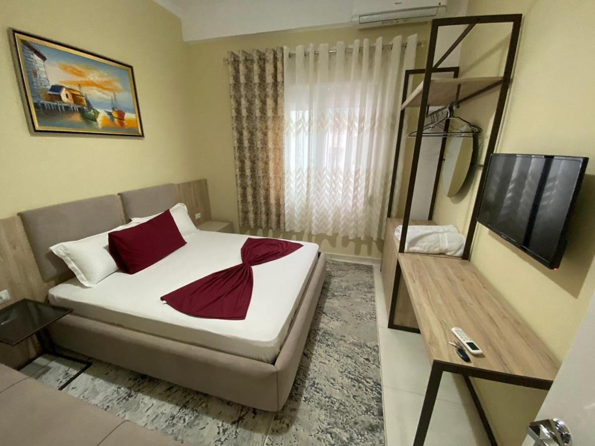 Kevin'S Lungomare Apartment فلورا المظهر الخارجي الصورة