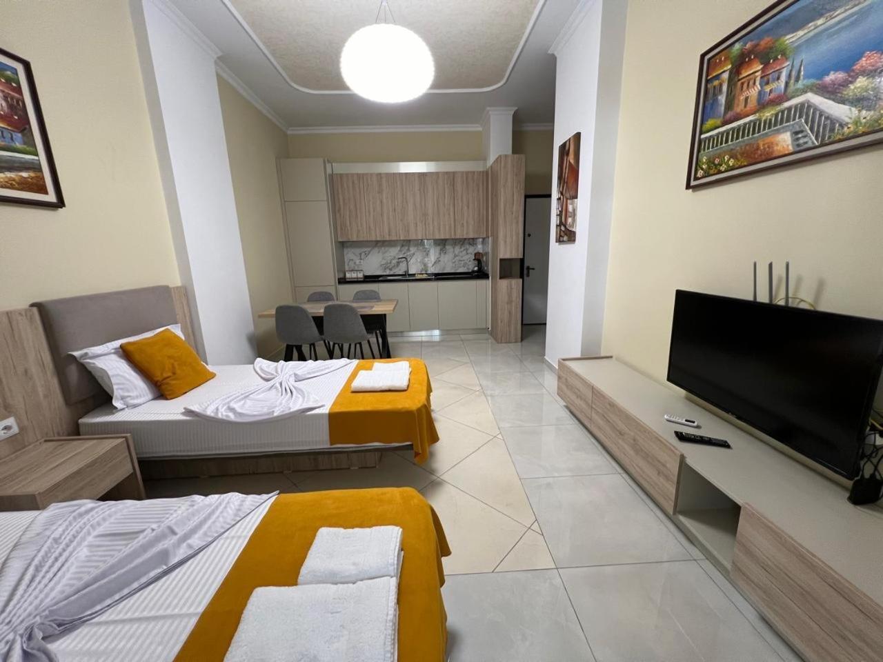 Kevin'S Lungomare Apartment فلورا المظهر الخارجي الصورة